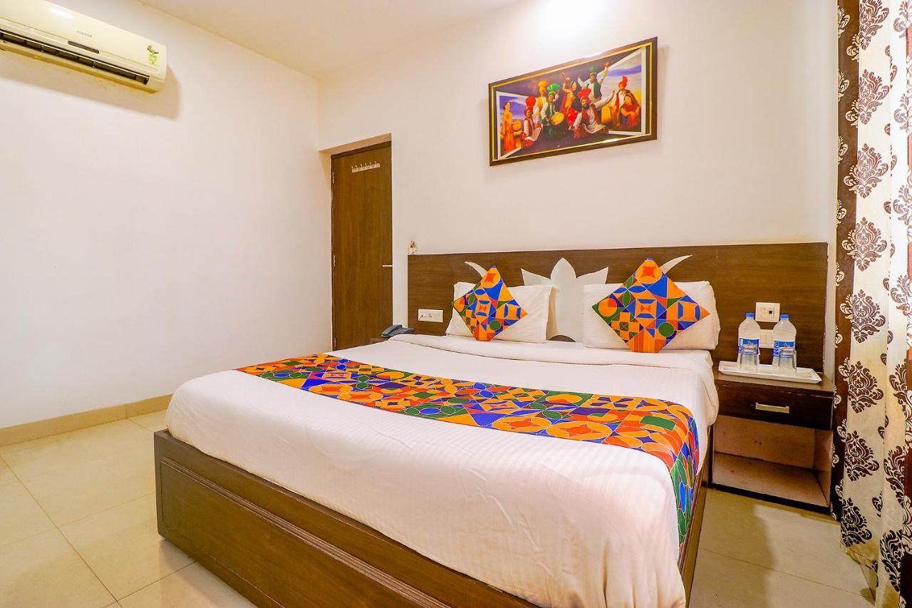 Fabhotel Star Metro Inn Amritsar Bagian luar foto